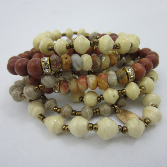 Agate & Wood Bead World Changing Stretch Bracelet - Picture 3 of 7